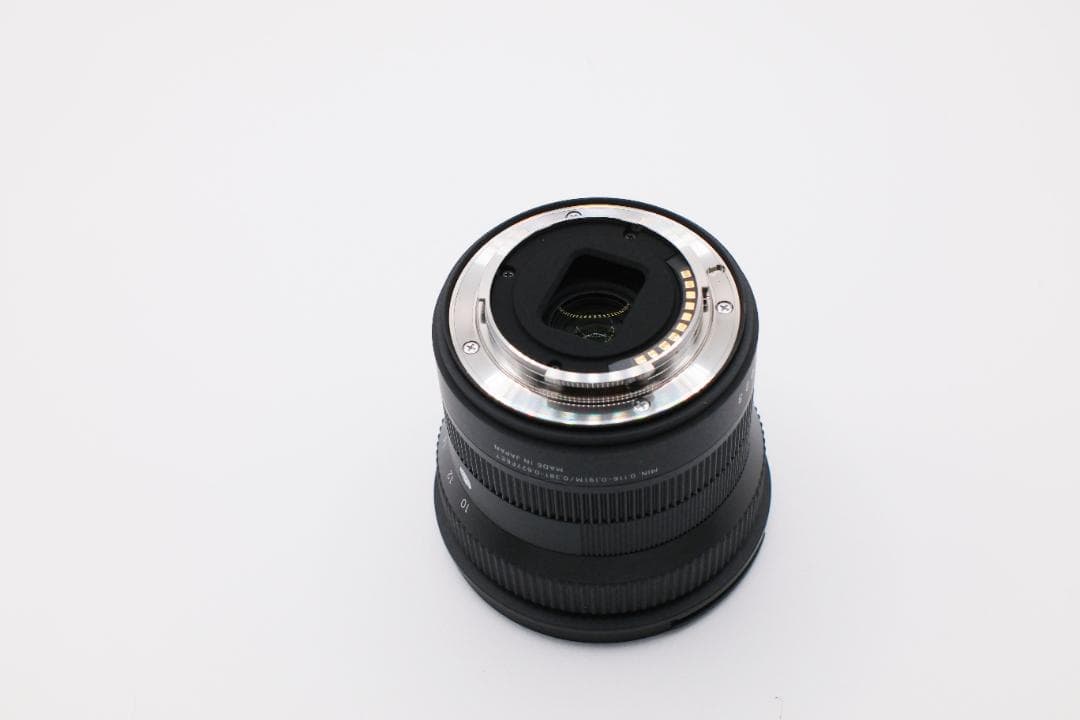 Sigma Zoom Lenses 10-18Mm F2.8 Dc Dn X