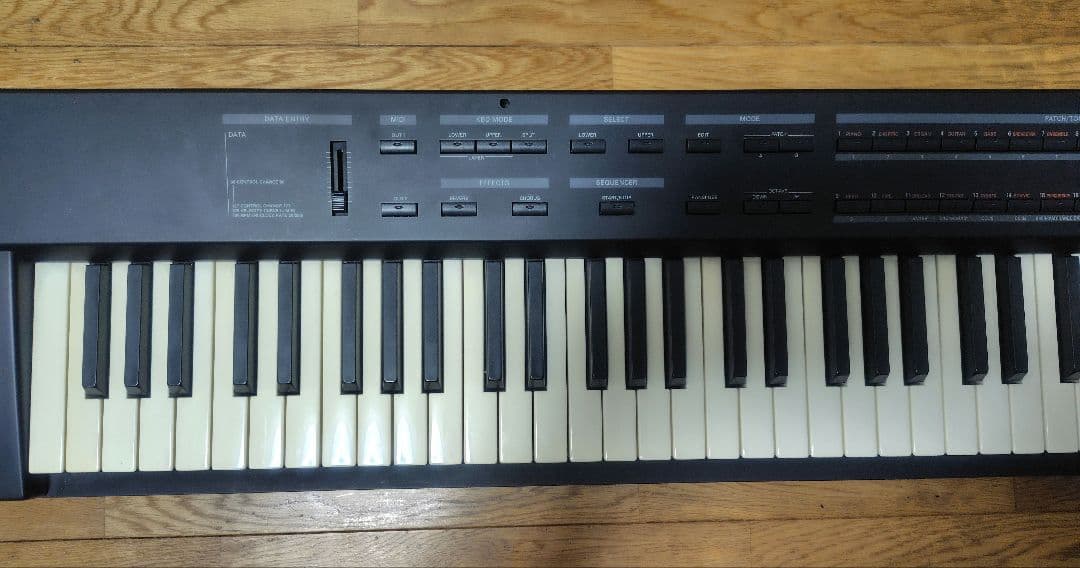 Korg Midi Keyboards Pads Roland A-33