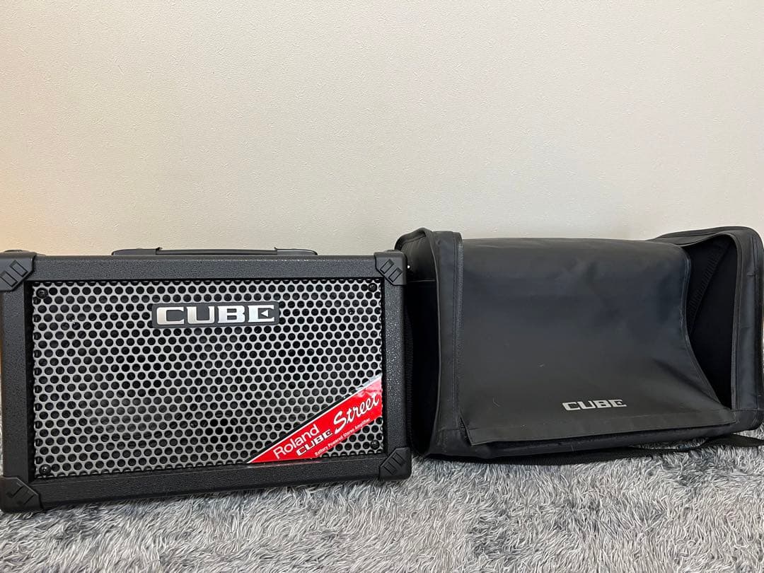 Roland Guitar Amplifiers Cube Street Black