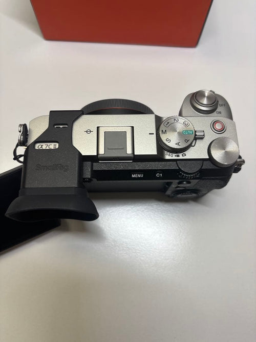 Sony Mirrorless Interchangeable Lens Cameras 7Cii 2700