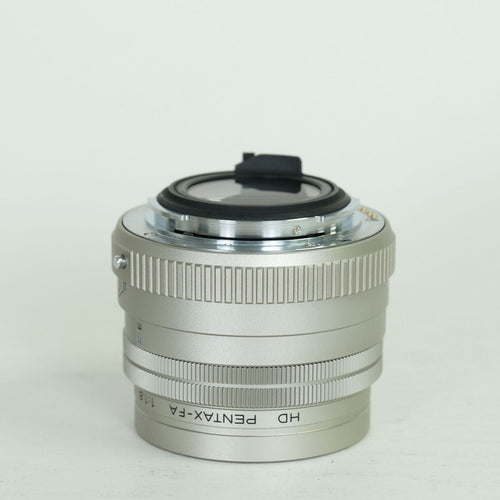 Pentax Lens (Single Focus) Hd Fa F1.8 K