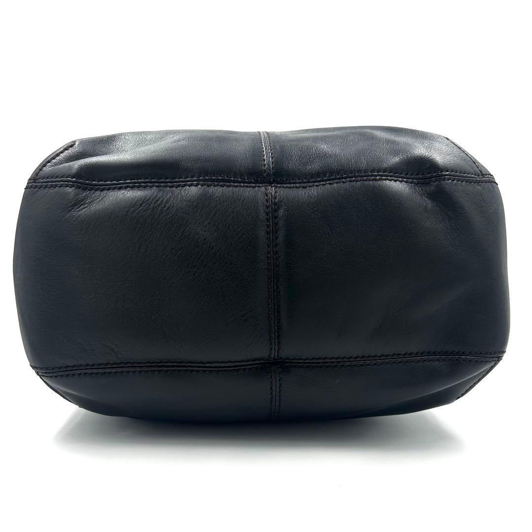 Cartier Shoulder Bags