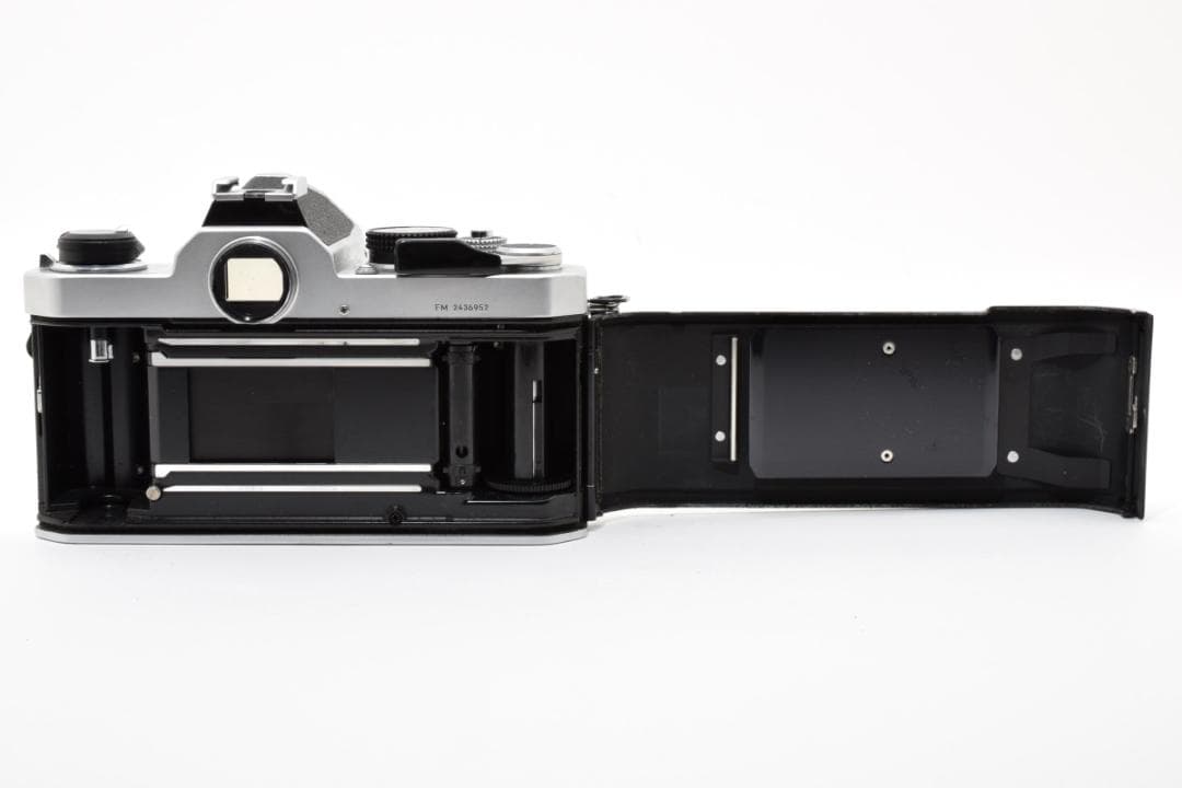 Nikon Slr Cameras (Film) Fm #2947214