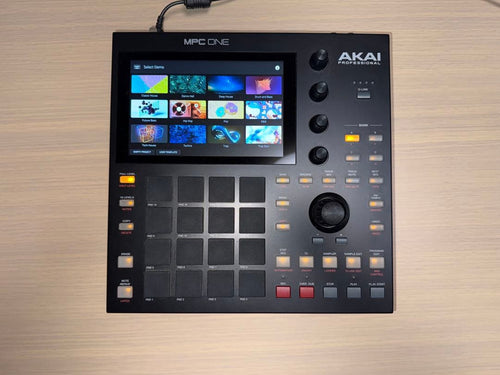 Sampler Akai Mpc One