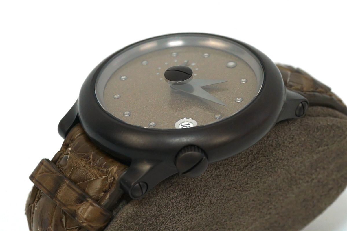 Bottega Veneta Horloge à remontage automatique Girard-Perregaux Bvx Montres 35815