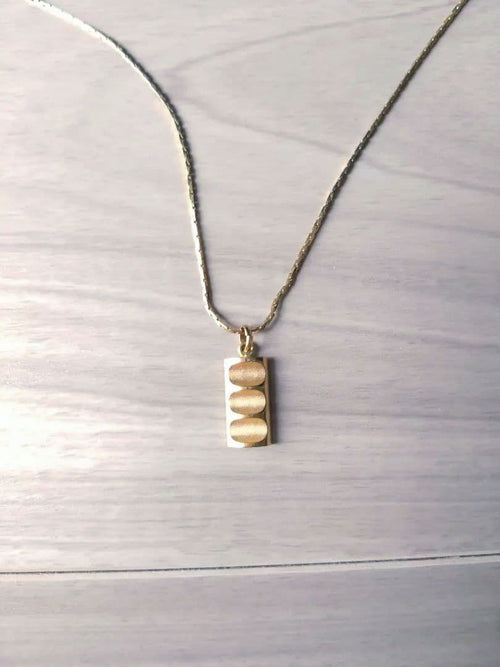 Necklaces K18F