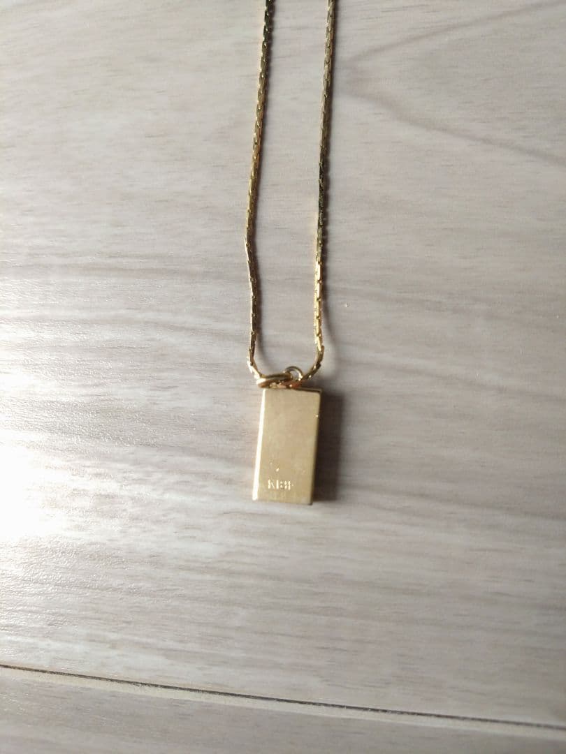 Necklaces K18F