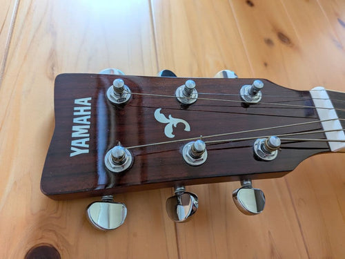 Yamaha Acoustic Guitar Fg820