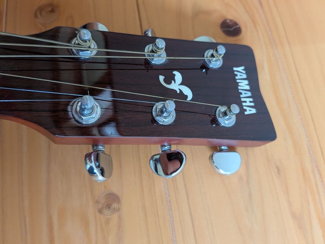 Yamaha Acoustic Guitar Fg820