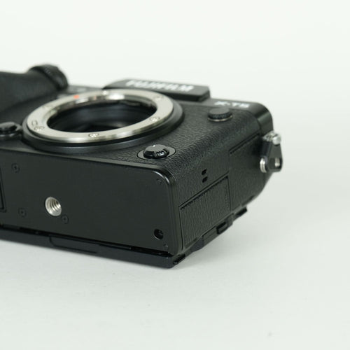Fujifilm Mirrorless Interchangeable Lips 520 X-T5 X