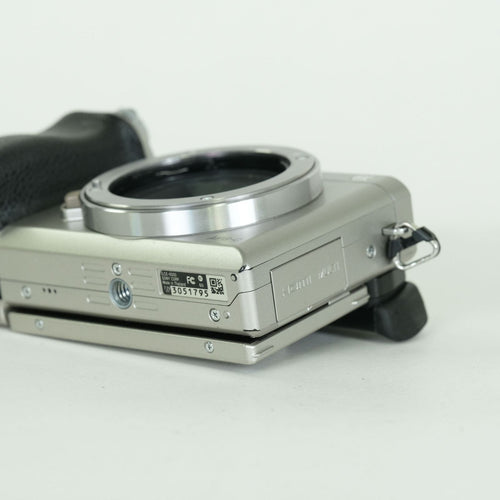 Sony Mirrorless Interchangeable Lips 22,534 2 6000 Ilce-6000 E