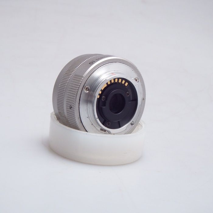 Pentax Others Q 8.5/F1.9 01 Standard Prime