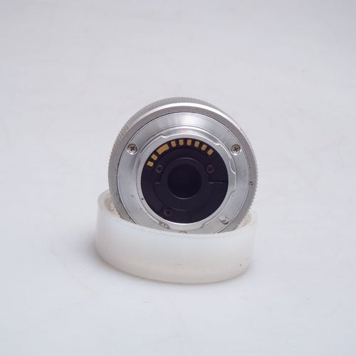 Pentax Others Q 8.5/F1.9 01 Standard Prime