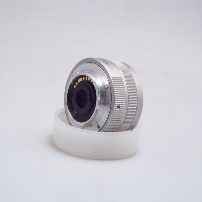 Pentax Others Q 8.5/F1.9 01 Standard Prime