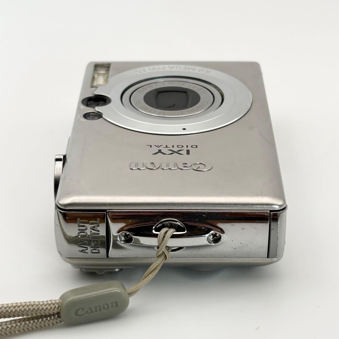 Canon Compact Digital Camera Ixy 70