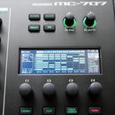 Roland Rhythm Machines Mc-707 Groovebox