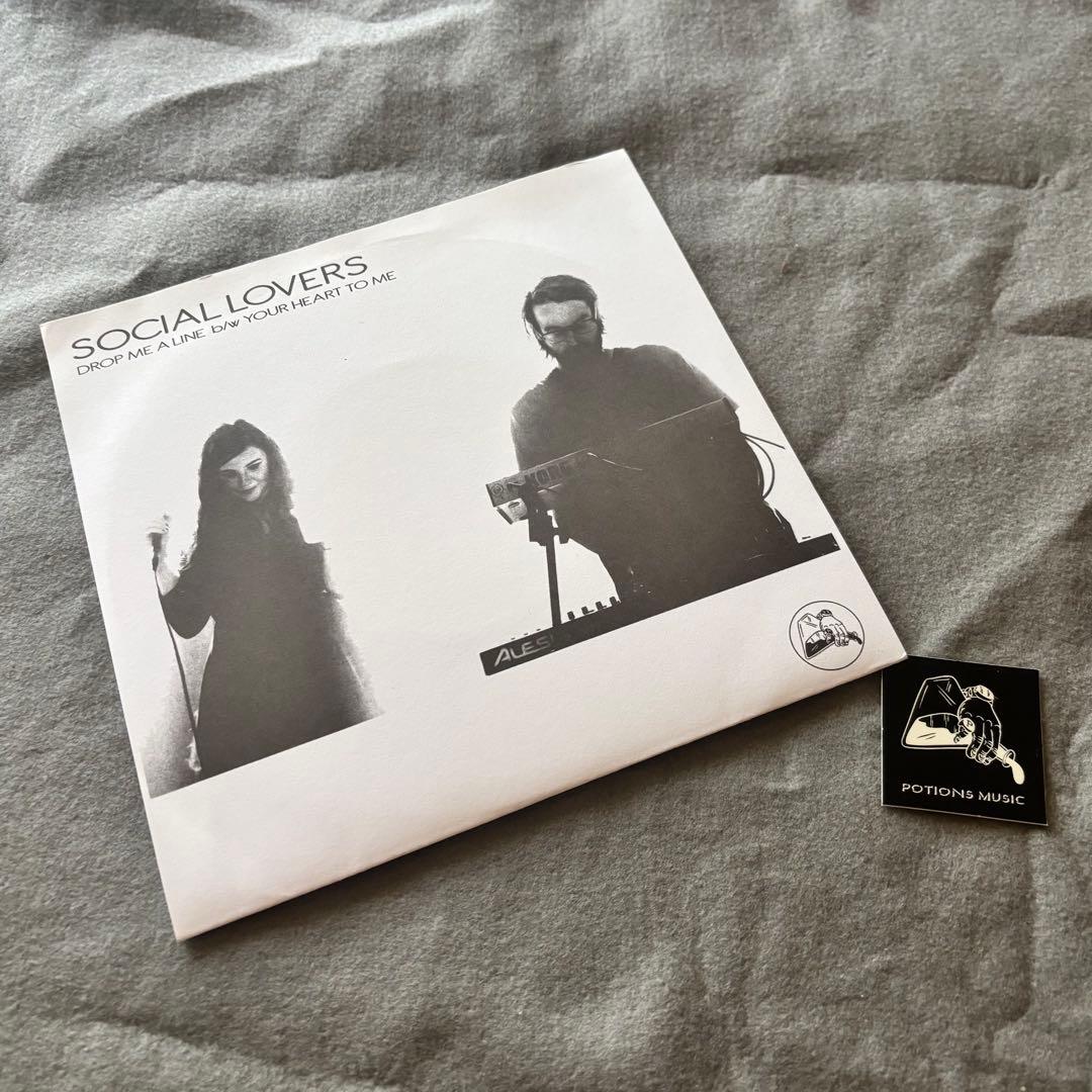Overseas Music 7" Social Lovers 45 7Inch