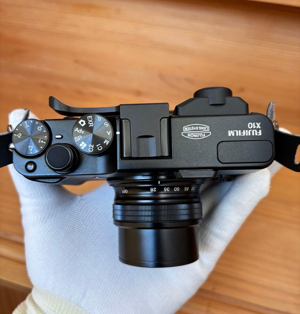 Fujifilm Compact Digital Camera X10