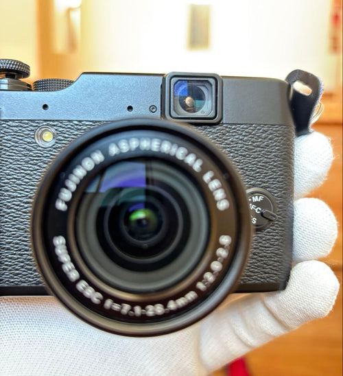 Fujifilm Compact Digital Camera X10