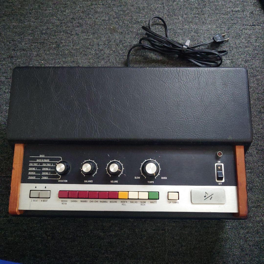 Roland Rhythm Machines Tr-55