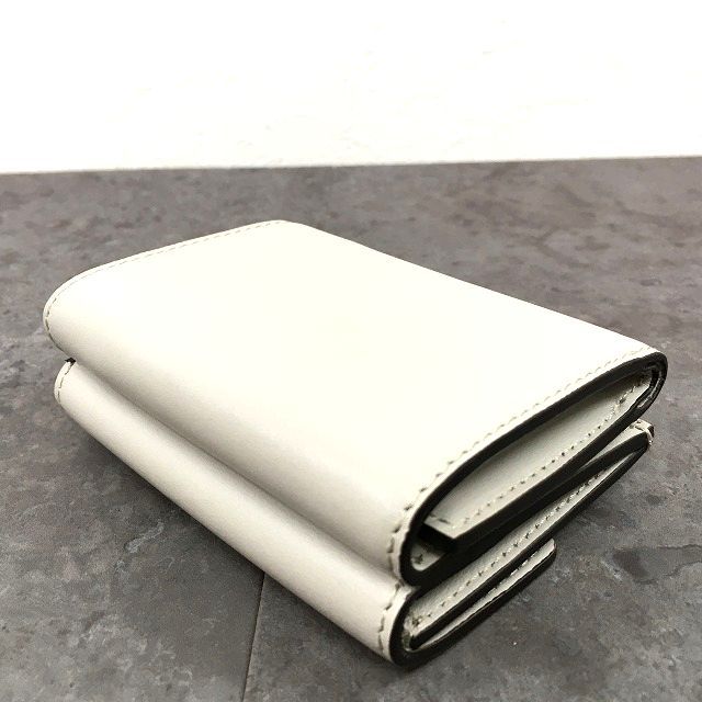Fendi Caltical Wallet 8M0395 330