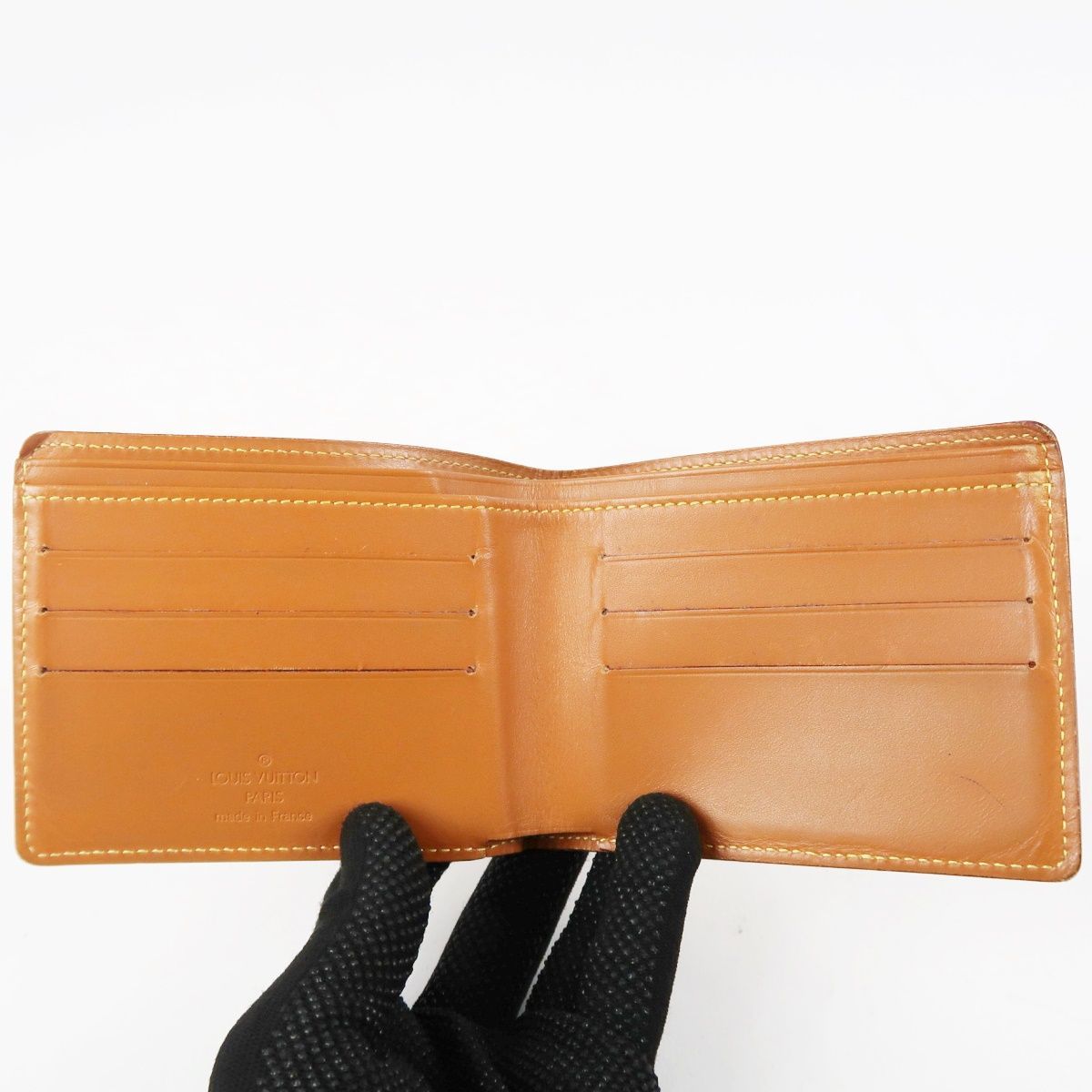 Louis Vuitton Bi-Fold Wallet Eu95