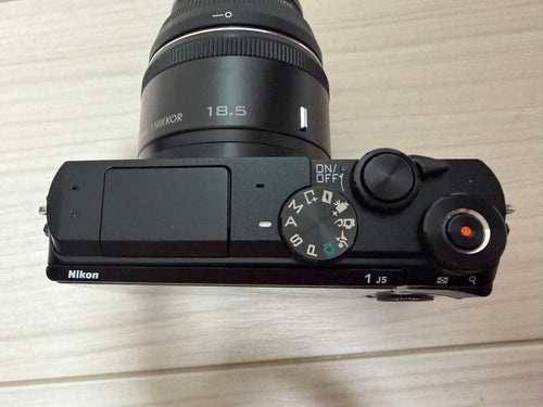 Mirrorless Interchangeable Lips Nikon1 J5 Nikkor F1.8