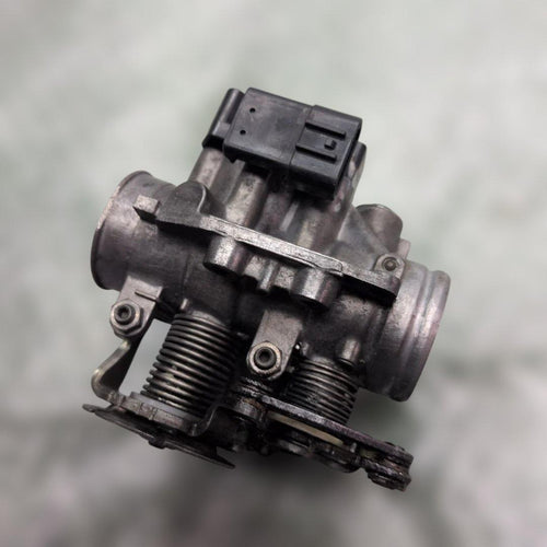 Yamaha Motor Carburetor Fuel Injection Se82J 125
