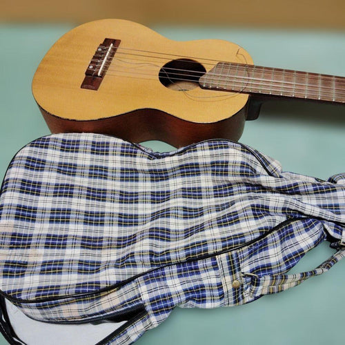 Yamaha Ukuleles Guitalele Gl-1