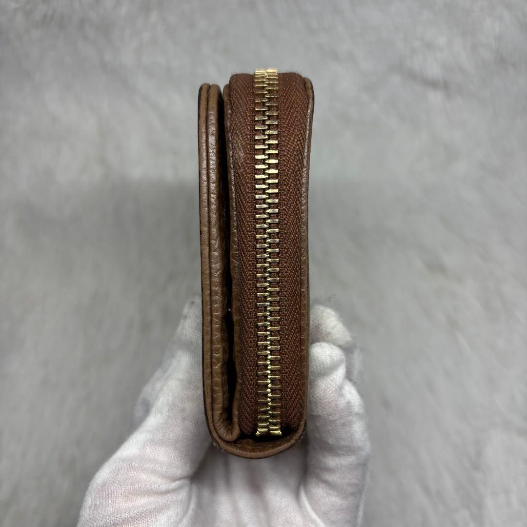 Gucci Bi-Fold Wallet Gg