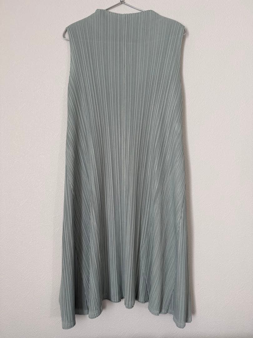Pleats Please Sleeveless Mellow