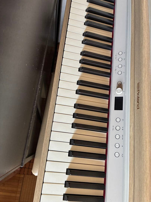 Roland Keyboards Digital Pianos Rp701