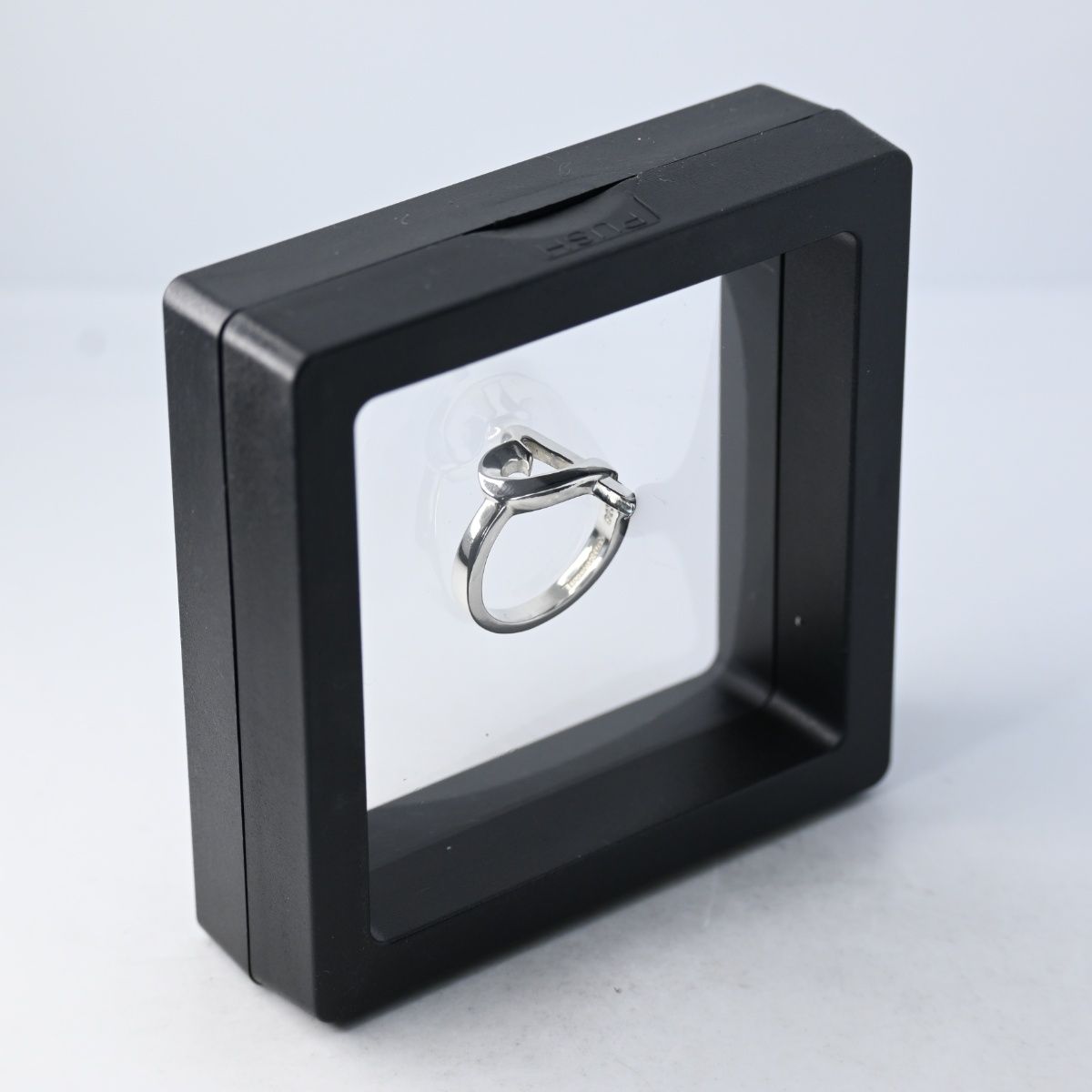 Tiffany Ring Co. 8 925