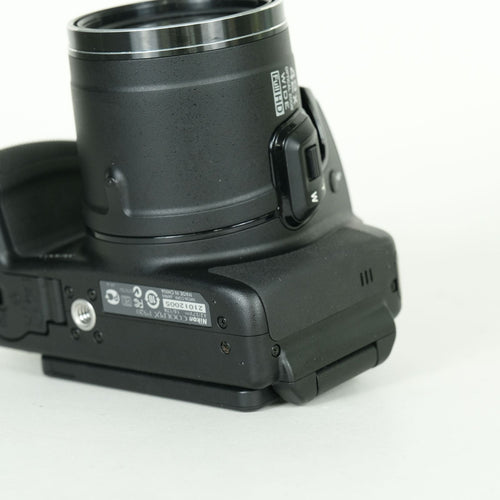 Nikon Compact Digital Camera 2 Coolpix P520 Bk