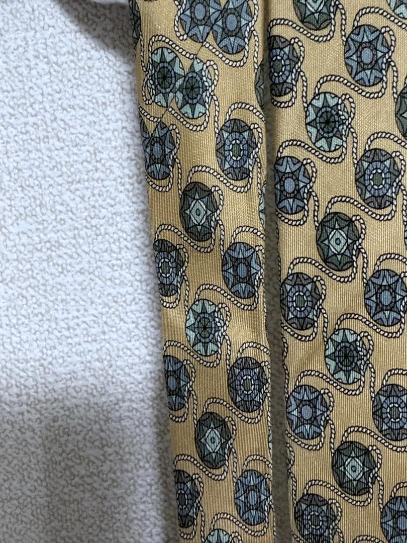 Loewe Ties