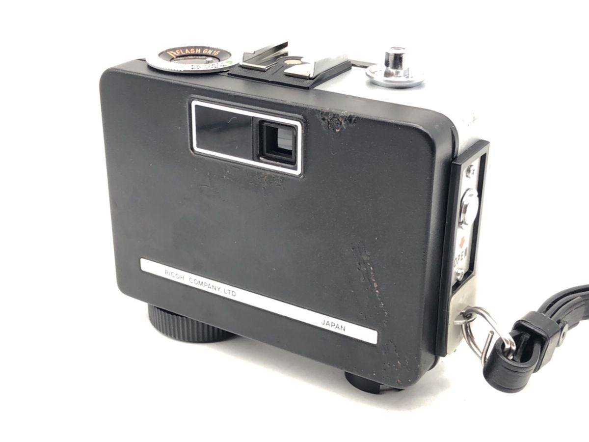 Compact Camera (Film) E2