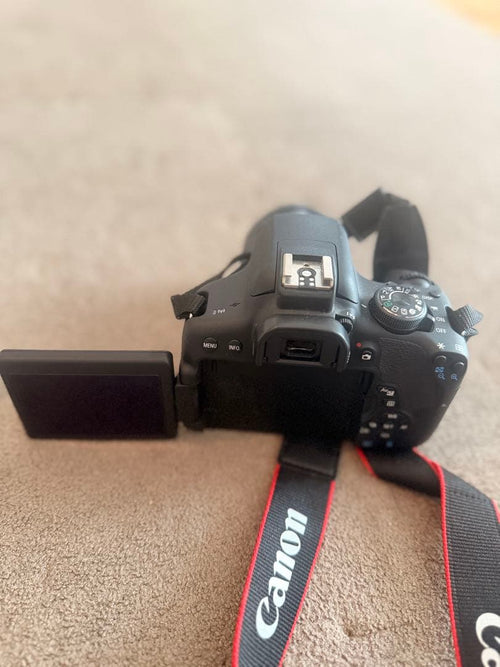 Canon Digital Slr Eos Kiss X8I