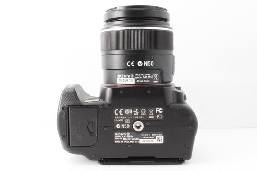 Reflex numériques Sony 330 Ok