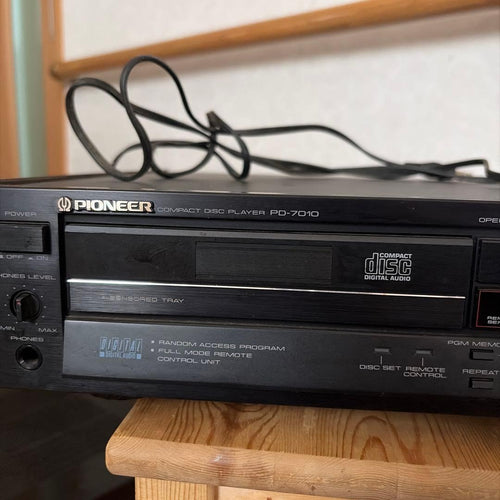 Pioneer Cd, Md Cassette Decks Conpact Disc Player