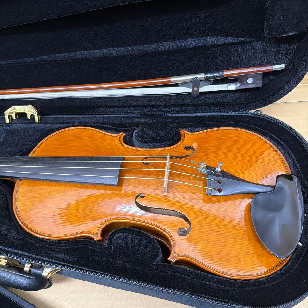 Yamaha Violins V-10