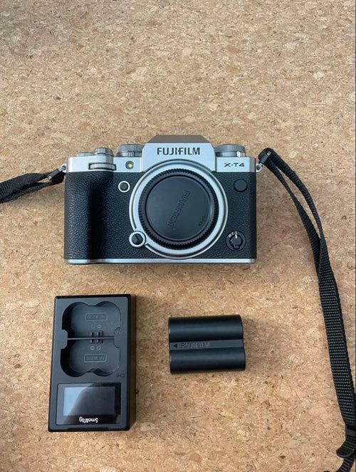 Fujifilm Mirrorless Interchangeable Lips Xt4