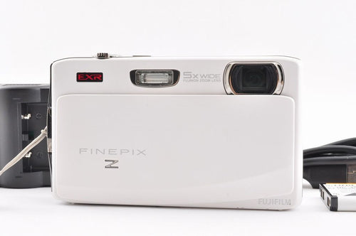 Fujifilm Compact Digital Camera 2 Finepix Z900Exr White 1545