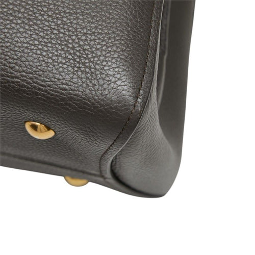 salvatore ferragamo gg-21h320 handbag side view