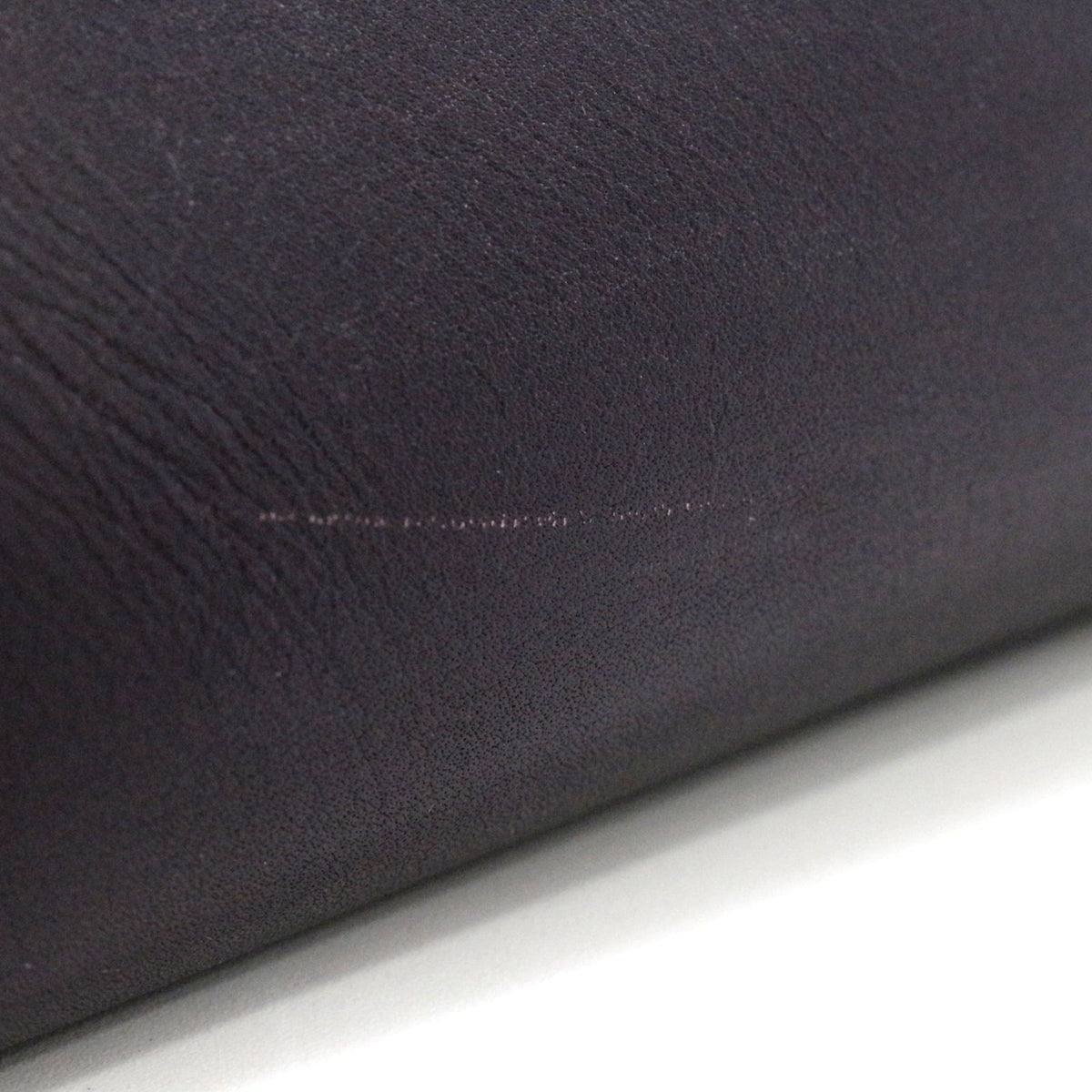 salvatore ferragamo grey shoulder bag markings and labels