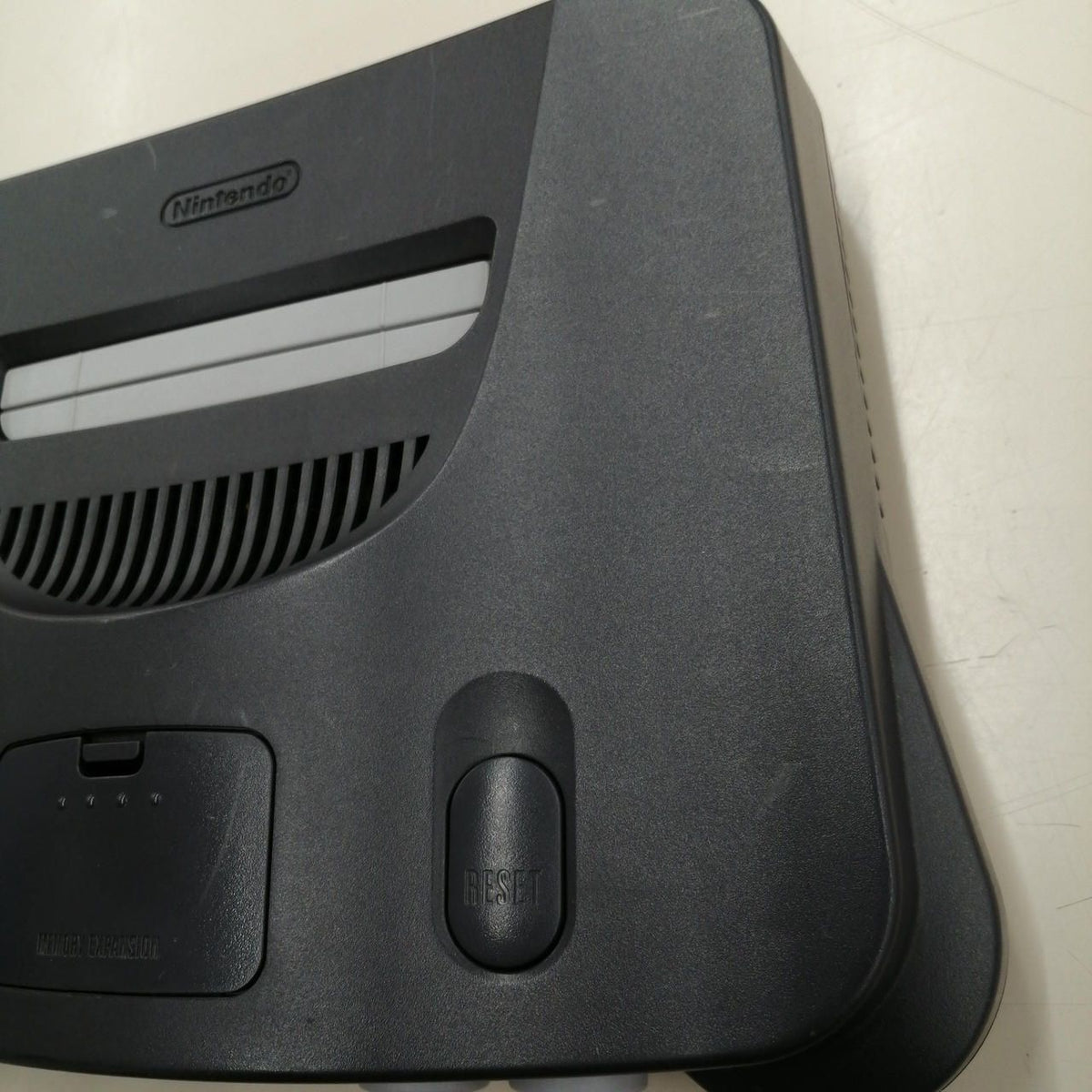 nintendo nus-001 video game console markings and labels