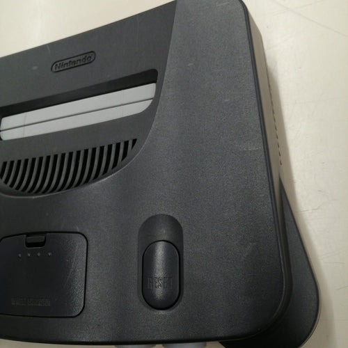 nintendo nus-001 video game console markings and labels