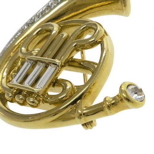 swarovski brooch accessories included