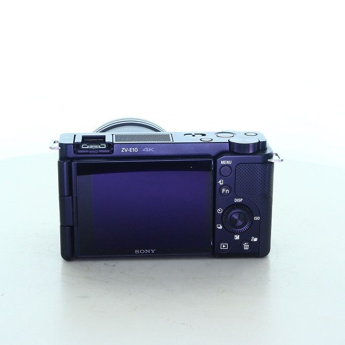 sony zv-e10 lens side view