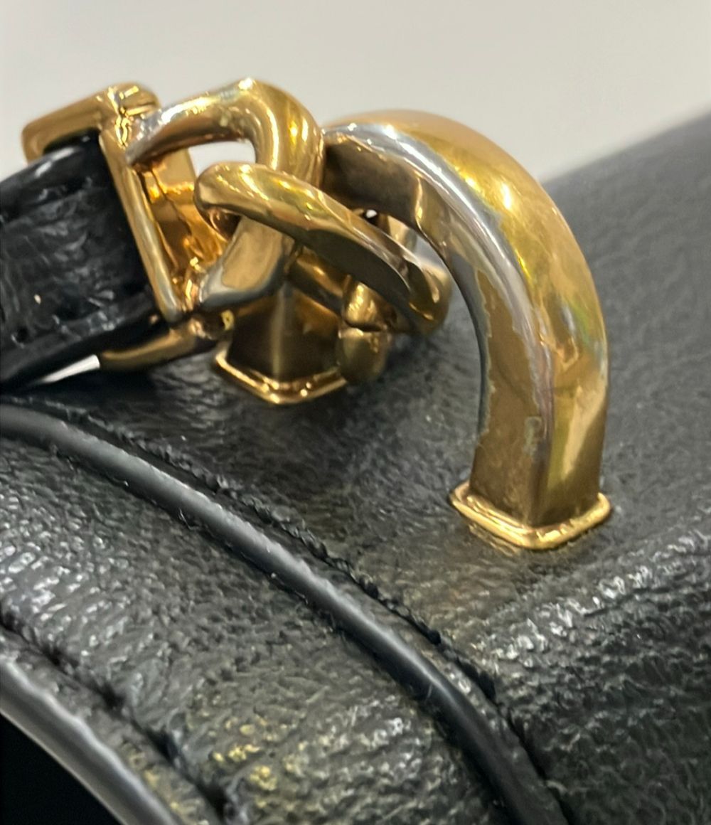 charles & keith shoulder bag functional details