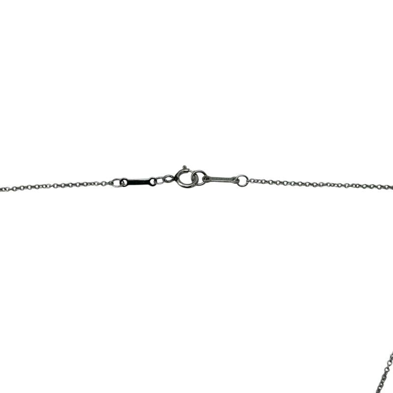 necklace side view